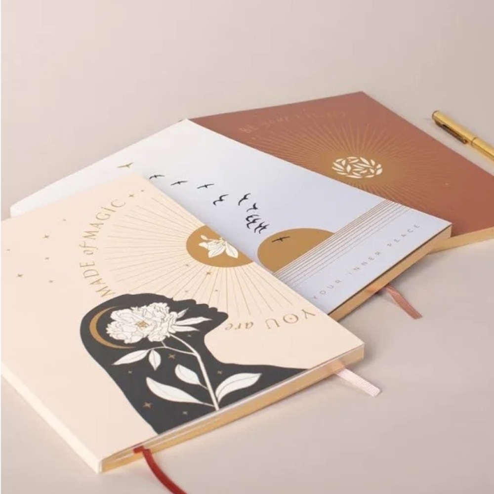 Fringe Studio “the MAGIQUE set”/3 lined journals/gilded/96 pgs ea/bookmarks-NWT